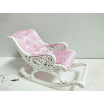Кресло-качалка для кукол розовая обивка